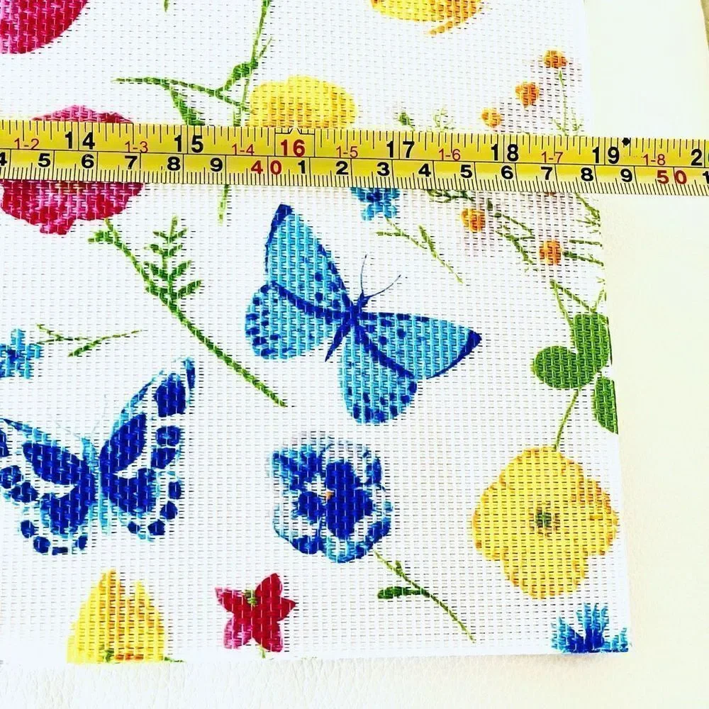 NWT Bloom Studio Spring 4 White Colorful Grateful & Blessed Placemats Table set